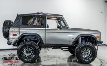 Ford-Bronco-1971-SUV-21