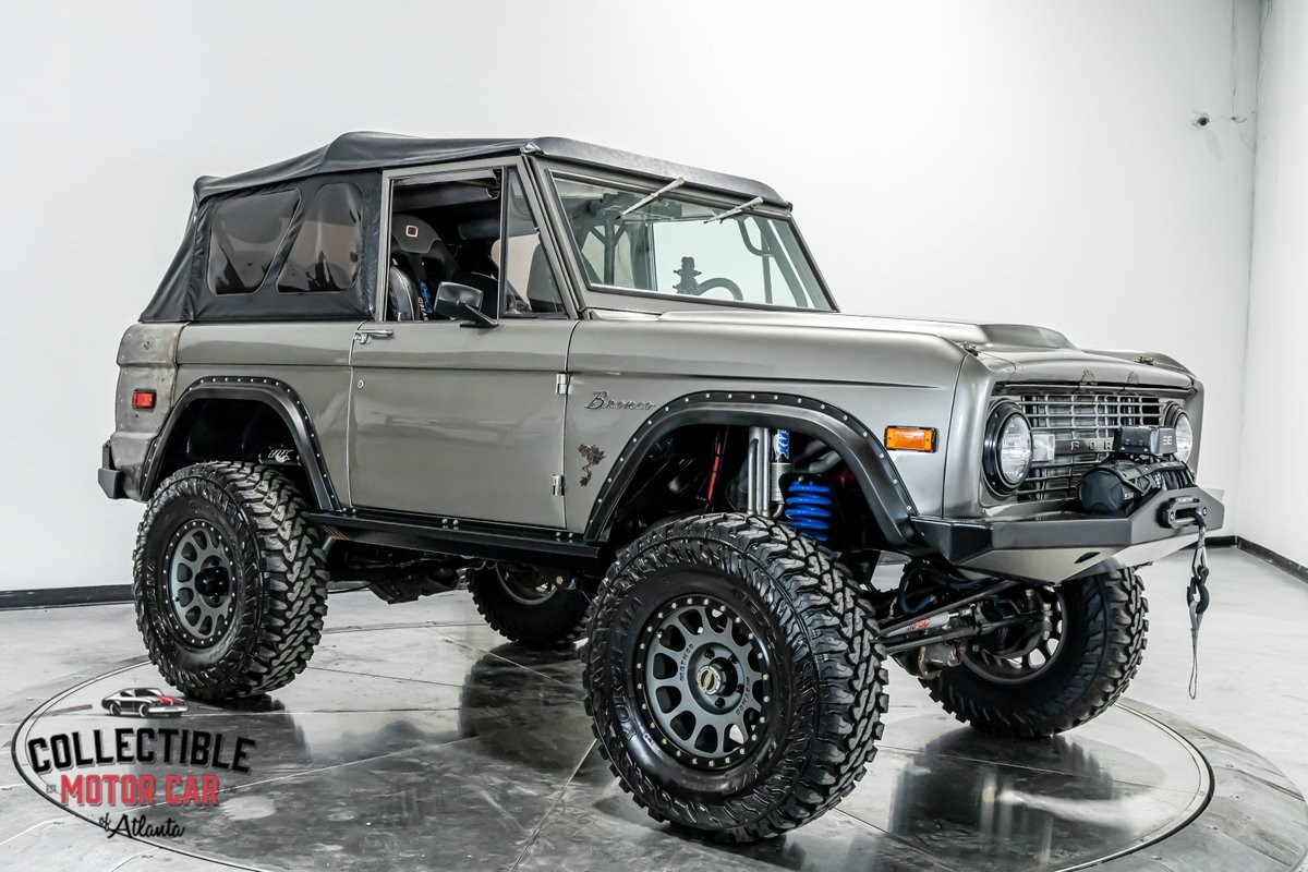 Ford-Bronco-1971-SUV-24