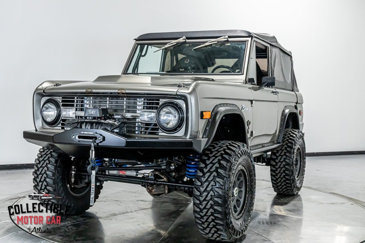 Ford-Bronco-1971-SUV-29