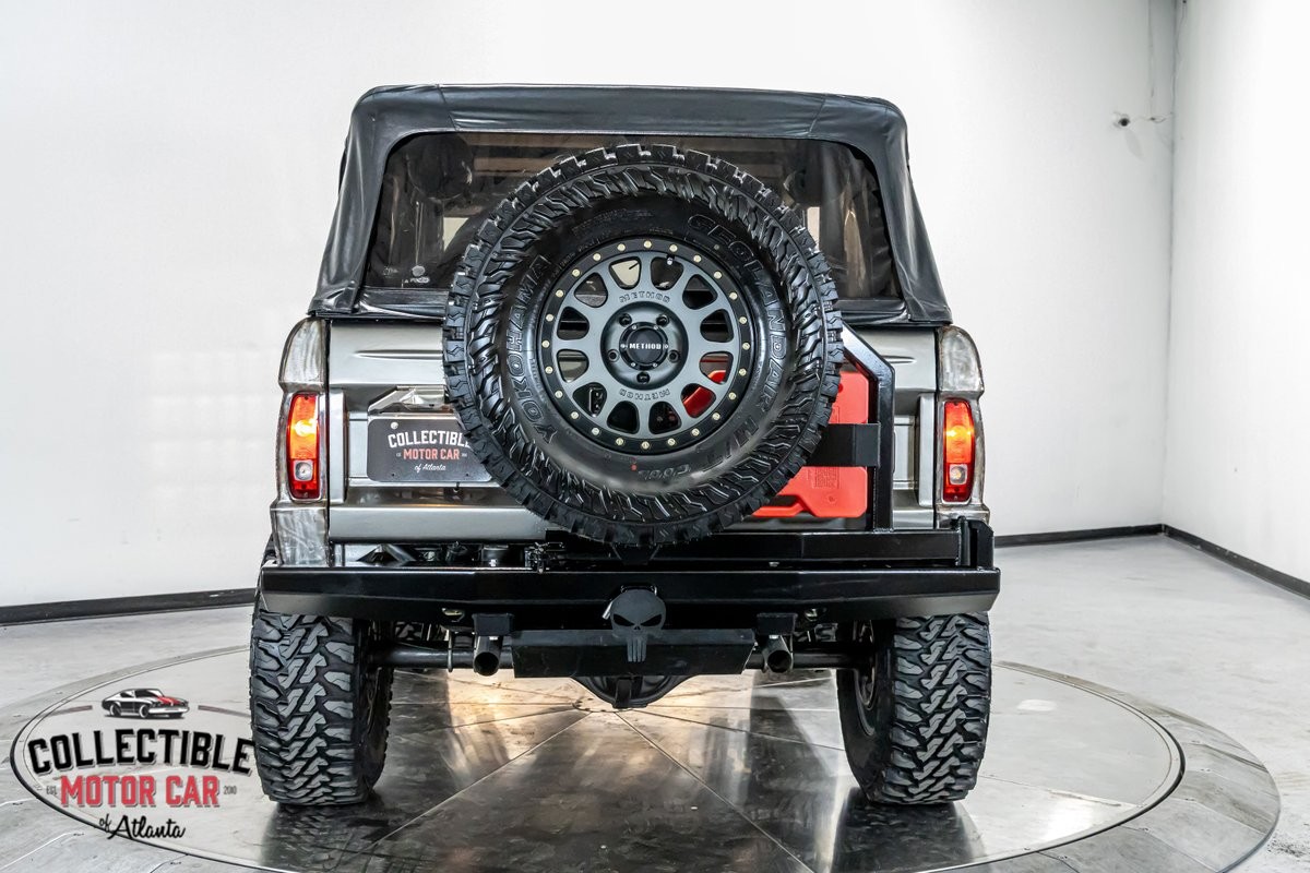 Ford-Bronco-1971-SUV-35