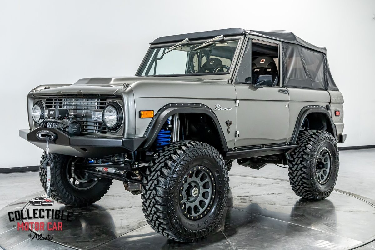 Ford-Bronco-1971-SUV-7
