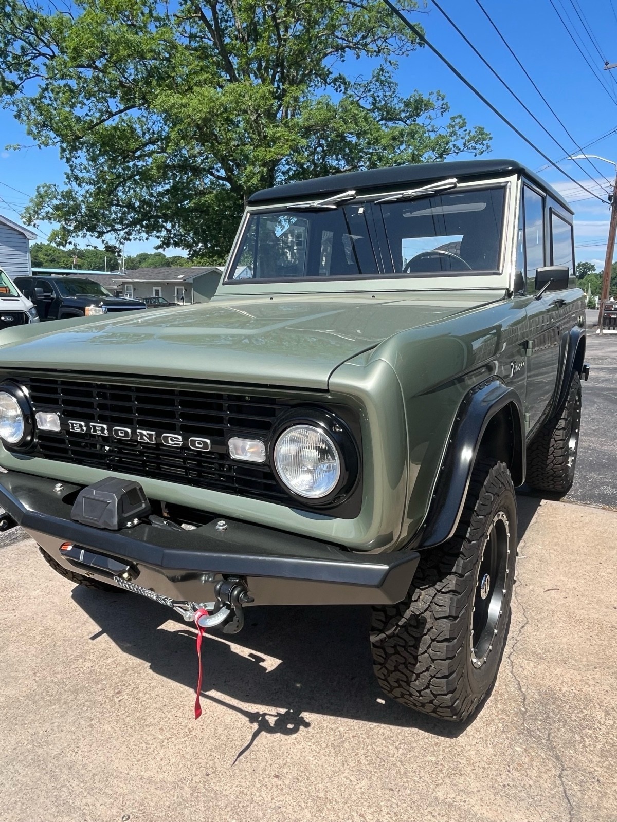 Ford-Bronco-1972-SUV-1