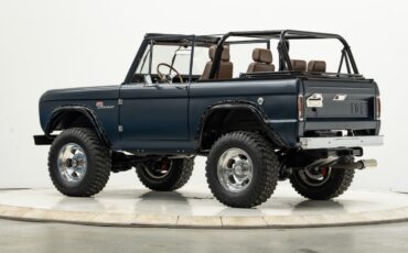 Ford-Bronco-1972-SUV-10