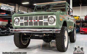 Ford-Bronco-1972-SUV-11