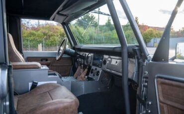 Ford-Bronco-1972-SUV-12