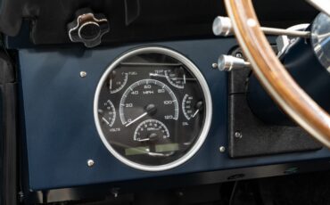 Ford-Bronco-1972-SUV-13