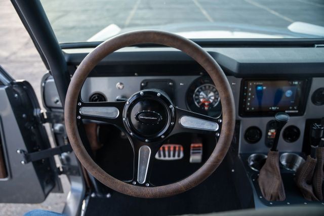 Ford-Bronco-1972-SUV-17