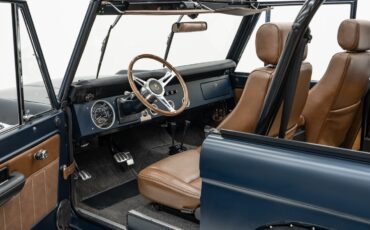 Ford-Bronco-1972-SUV-21