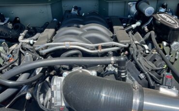 Ford-Bronco-1972-SUV-23