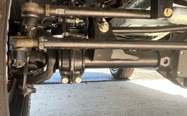 Ford-Bronco-1972-SUV-28