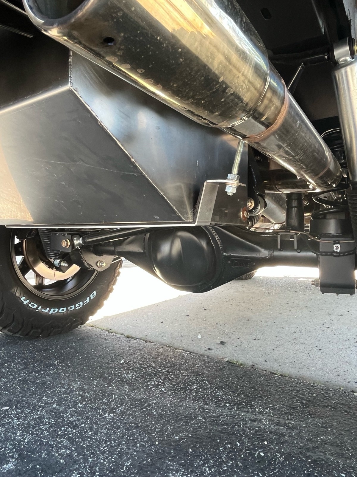 Ford-Bronco-1972-SUV-37