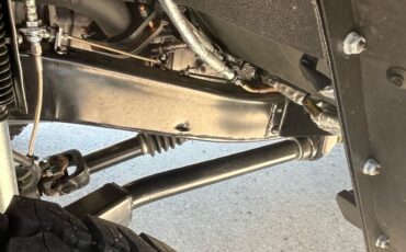 Ford-Bronco-1972-SUV-8