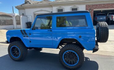 Ford-Bronco-1973-SUV-1