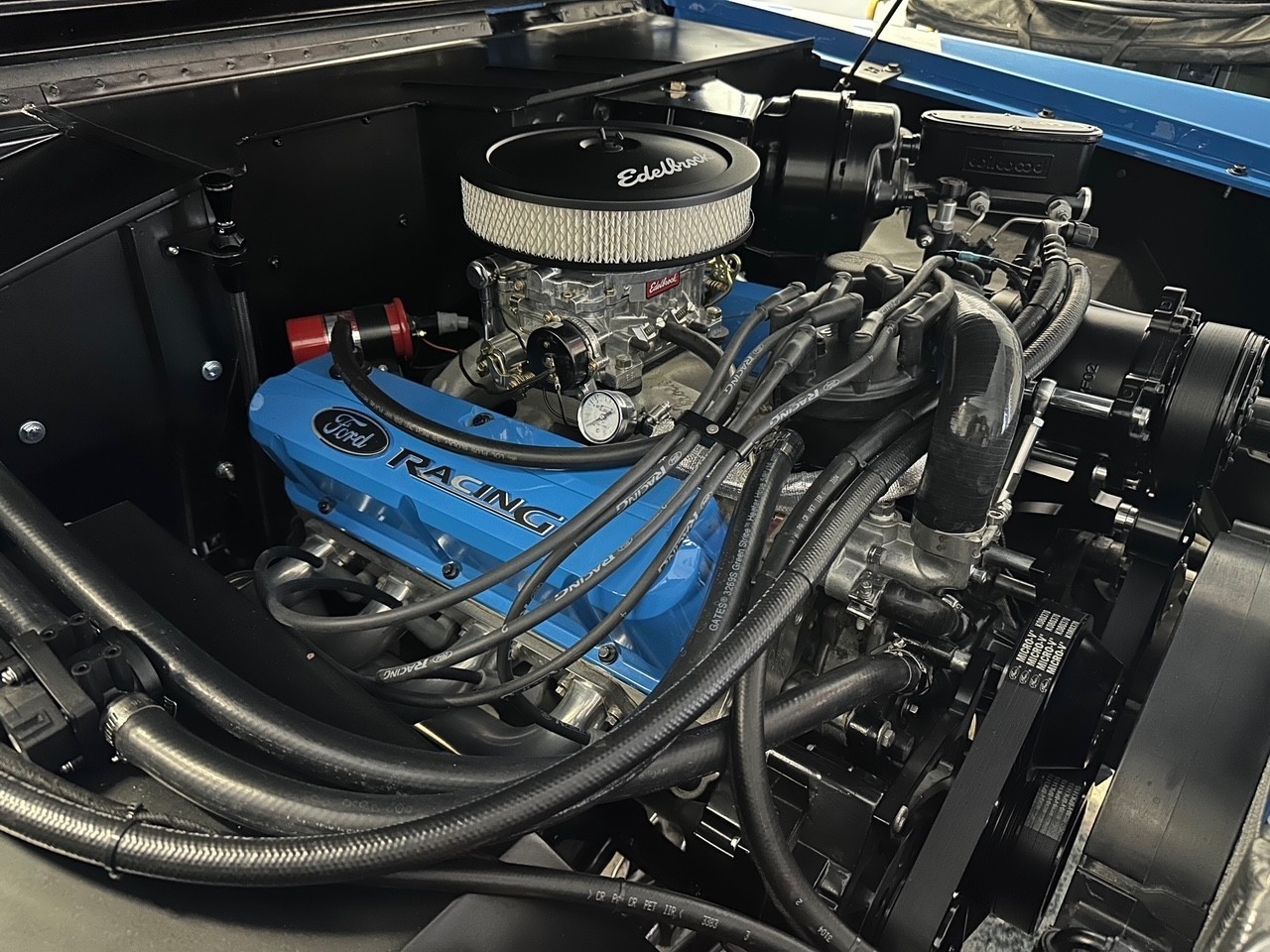 Ford-Bronco-1973-SUV-11