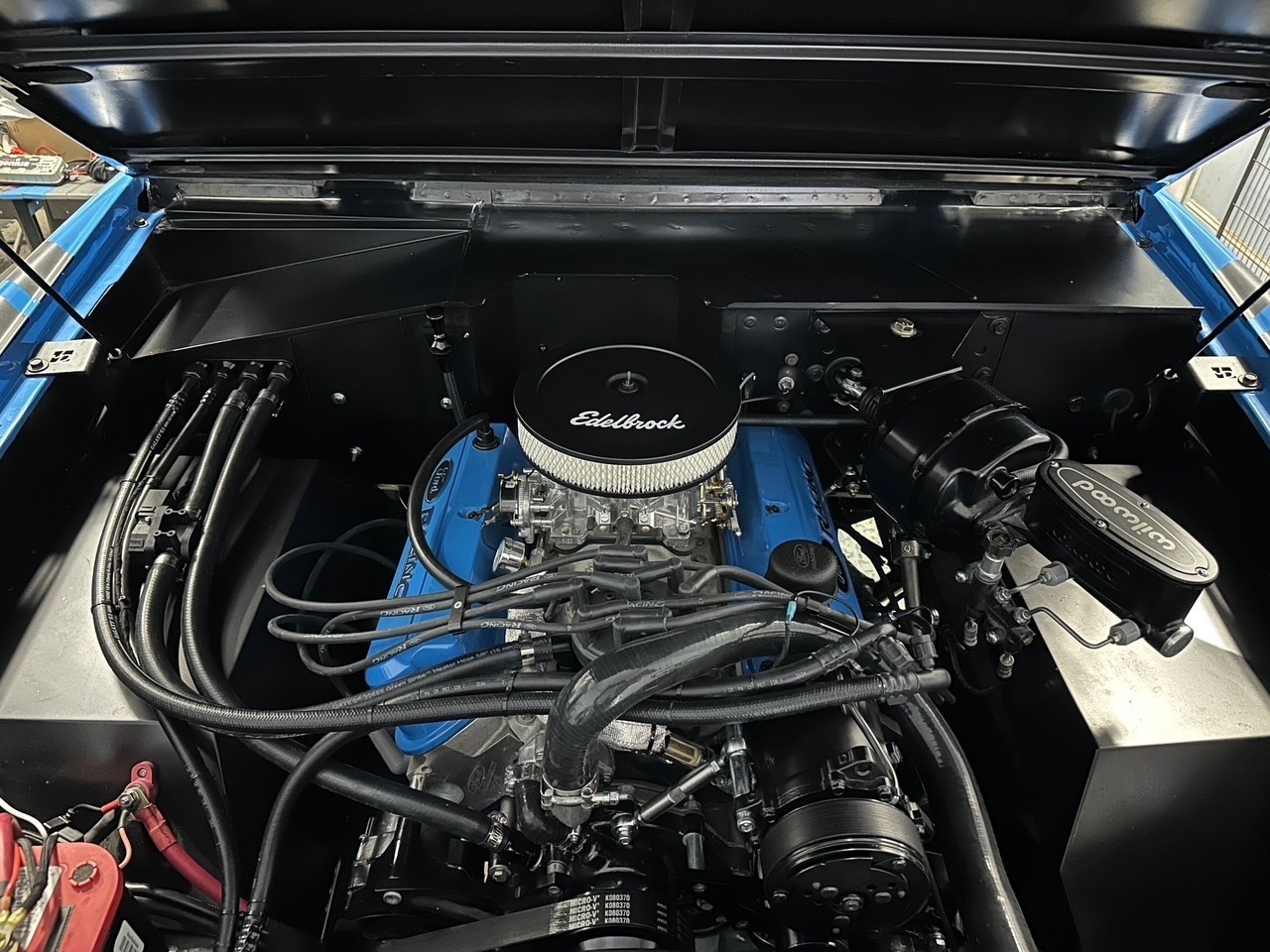 Ford-Bronco-1973-SUV-12