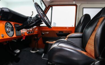 Ford-Bronco-1973-SUV-13