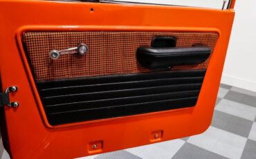 Ford-Bronco-1973-SUV-14