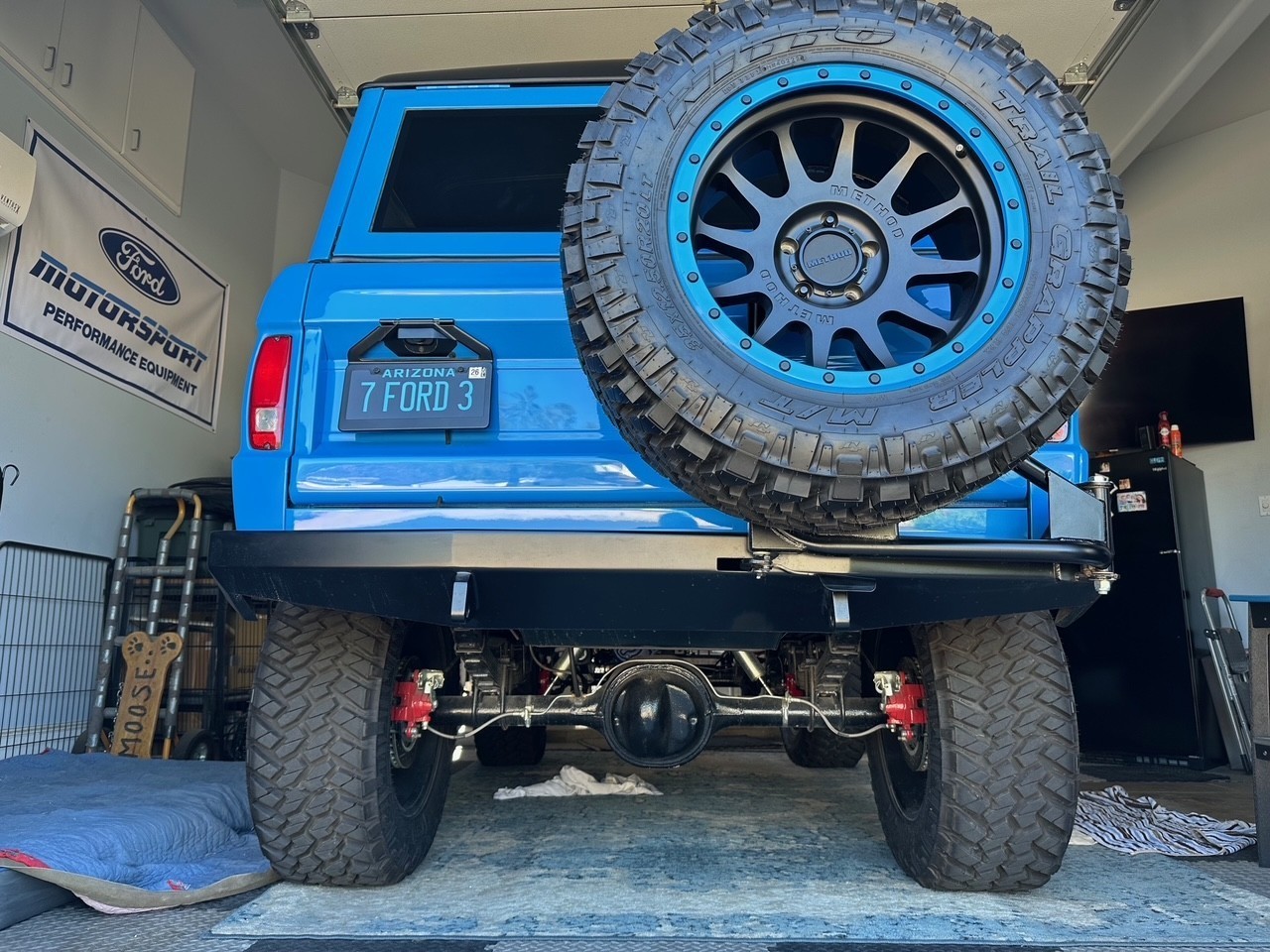 Ford-Bronco-1973-SUV-16