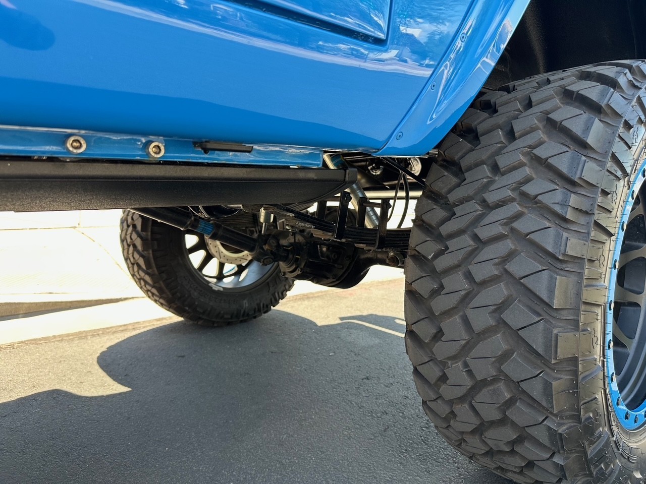 Ford-Bronco-1973-SUV-17