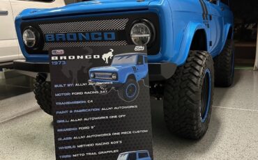 Ford-Bronco-1973-SUV-2