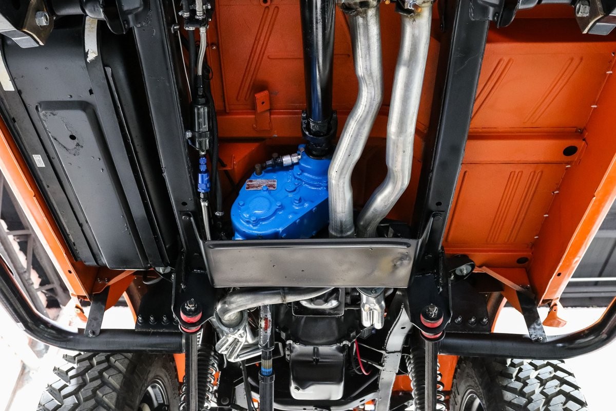 Ford-Bronco-1973-SUV-20