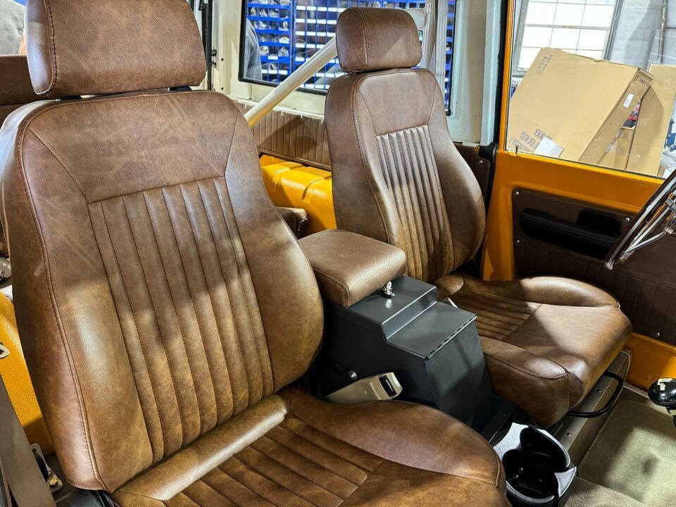 Ford-Bronco-1973-SUV-20