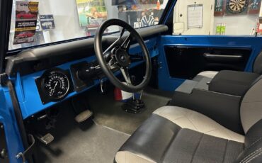 Ford-Bronco-1973-SUV-21