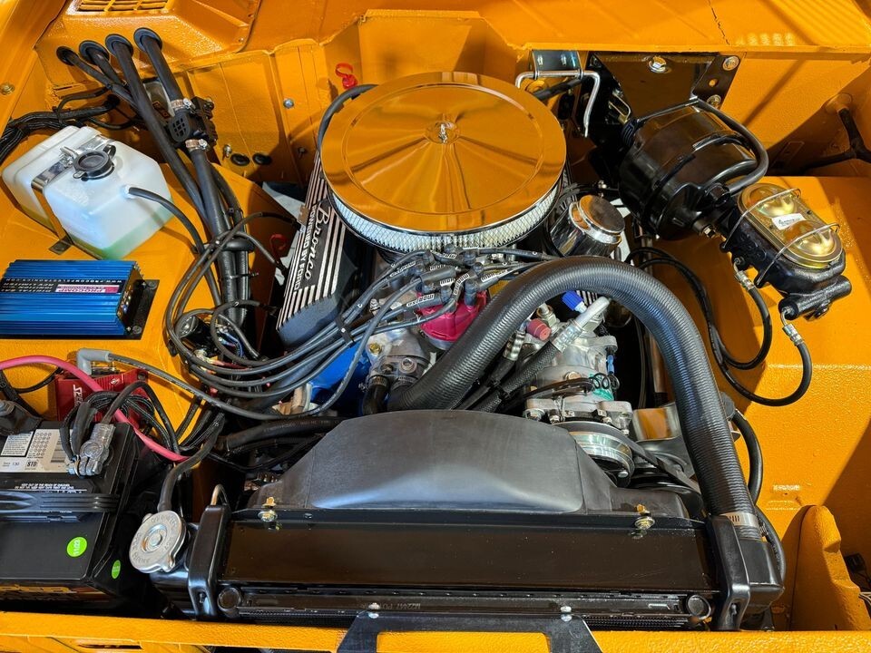 Ford-Bronco-1973-SUV-23