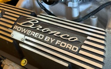 Ford-Bronco-1973-SUV-24