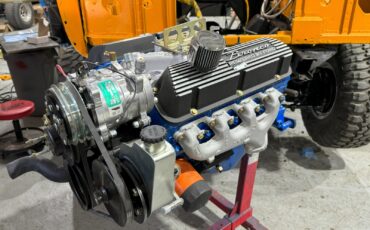 Ford-Bronco-1973-SUV-28