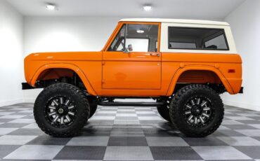 Ford-Bronco-1973-SUV-3