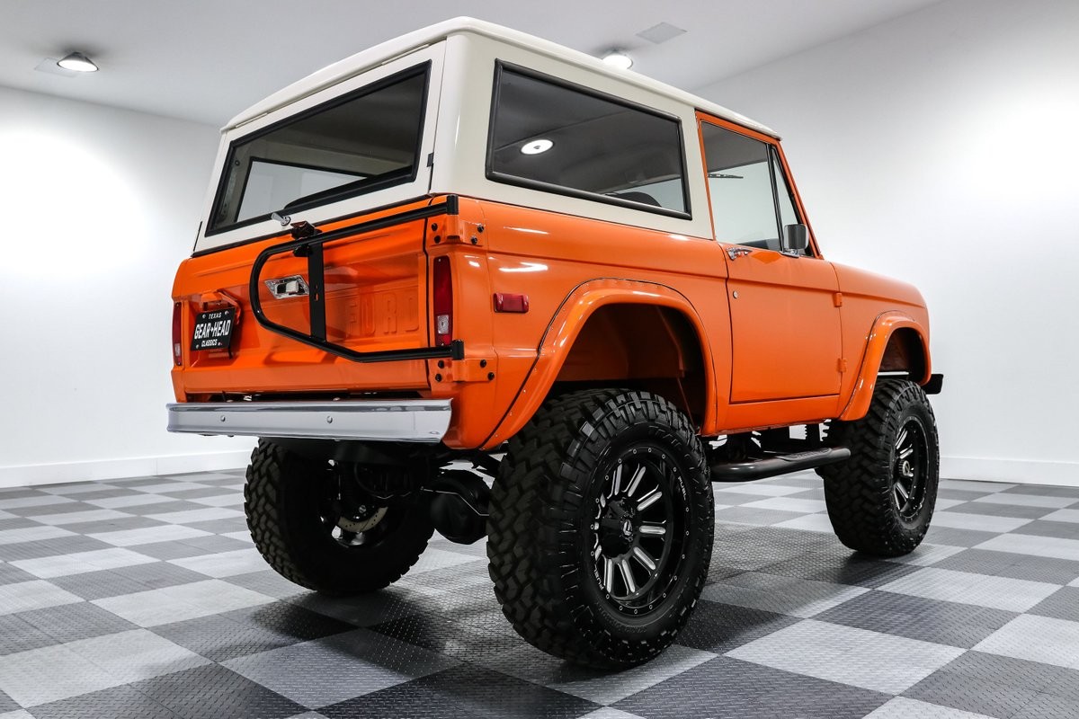 Ford-Bronco-1973-SUV-6