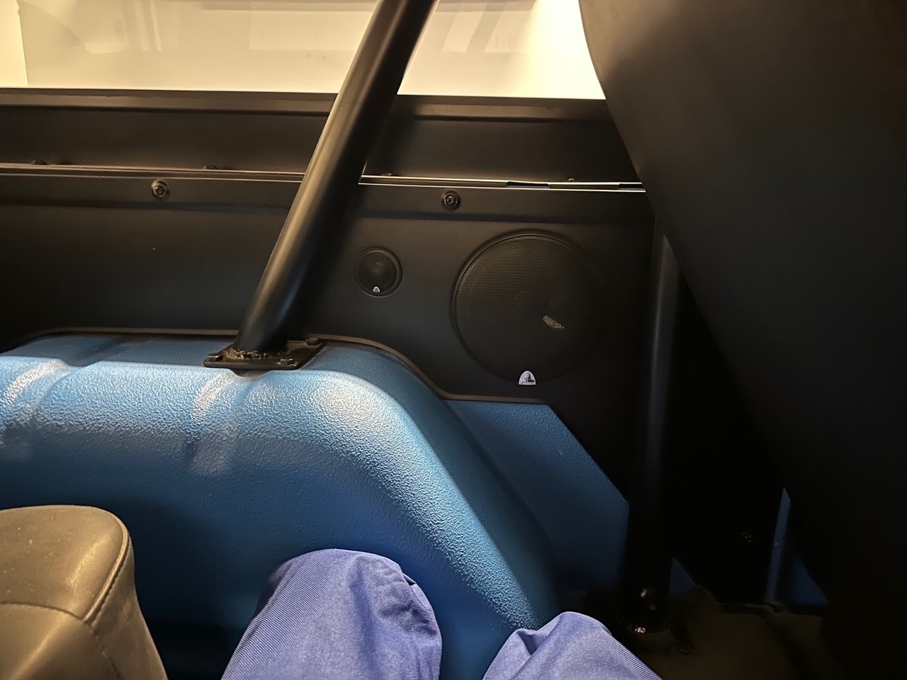 Ford-Bronco-1973-SUV-8