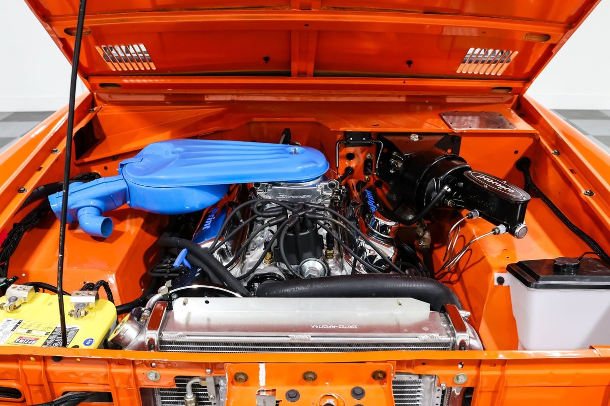 Ford-Bronco-1973-SUV-9