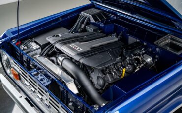 Ford-Bronco-1974-SUV-1