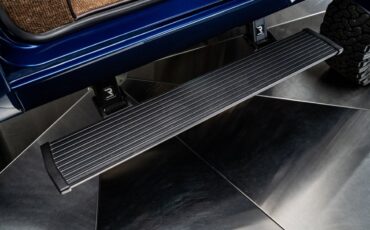 Ford-Bronco-1974-SUV-26