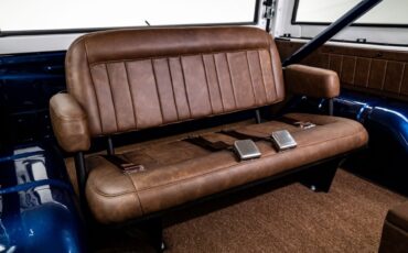 Ford-Bronco-1974-SUV-4