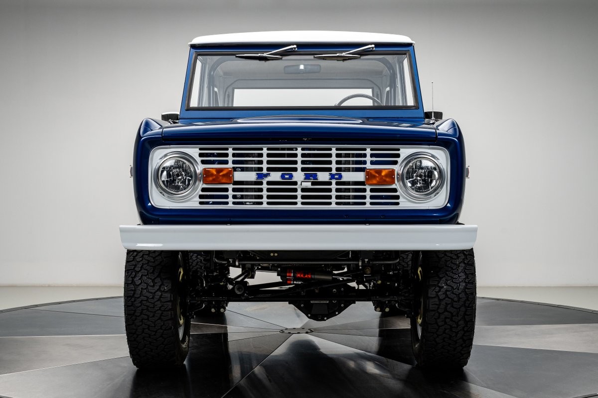 Ford-Bronco-1974-SUV-6