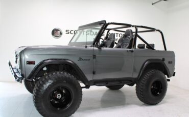 Ford-Bronco-1975-SUV-1