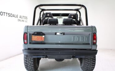 Ford-Bronco-1975-SUV-3