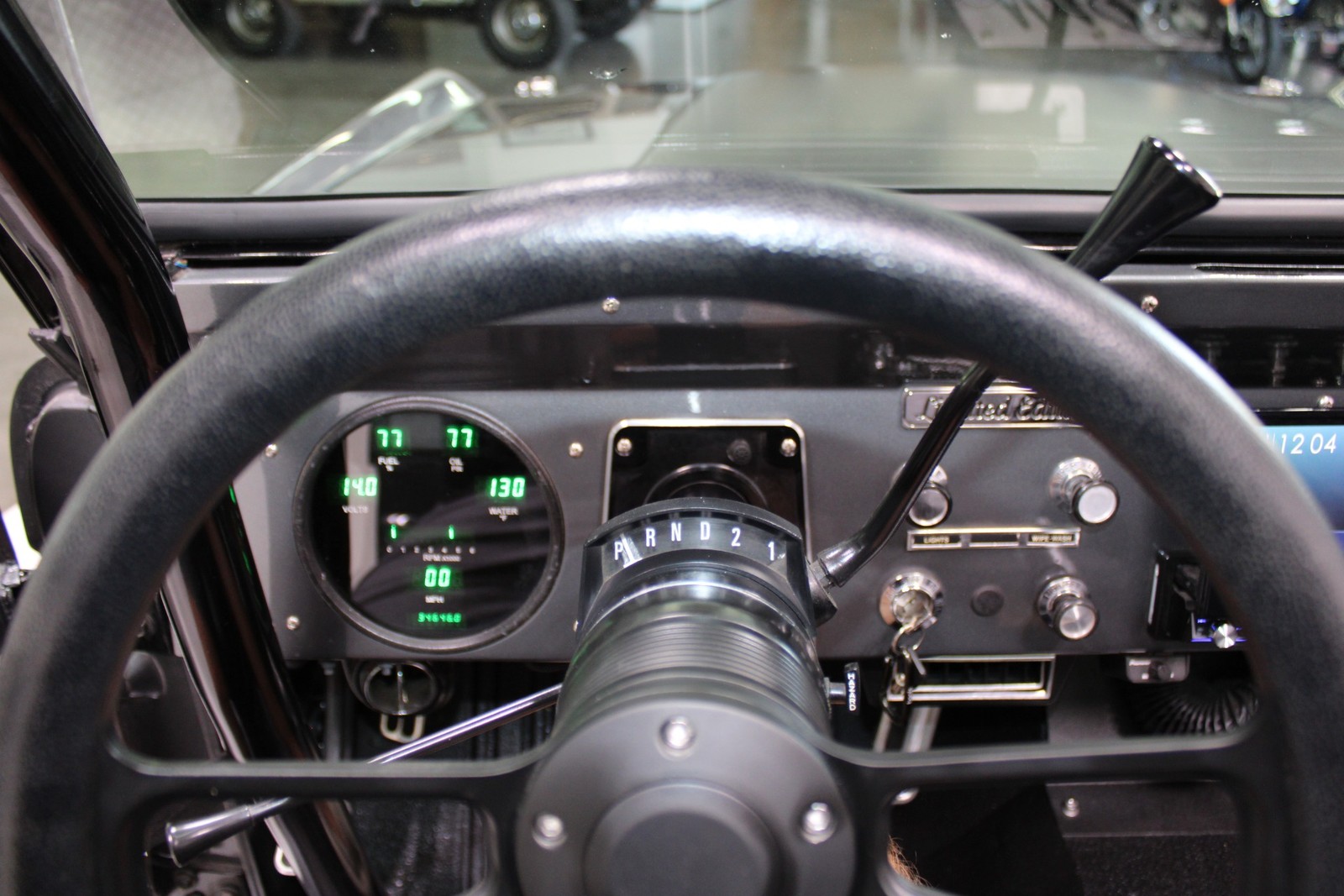 Ford-Bronco-1975-SUV-6