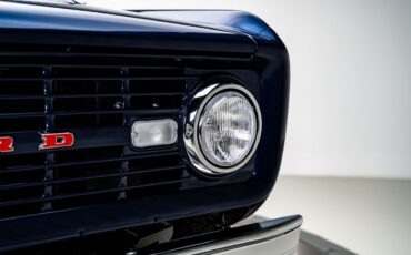 Ford-Bronco-1976-SUV-11