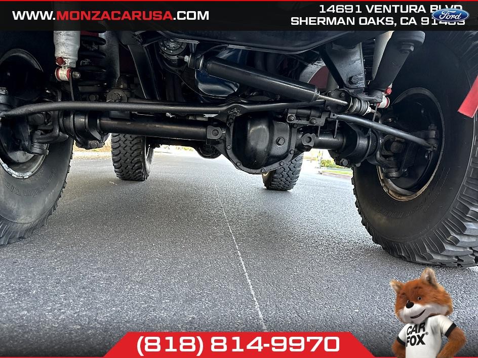 Ford-Bronco-1976-SUV-17