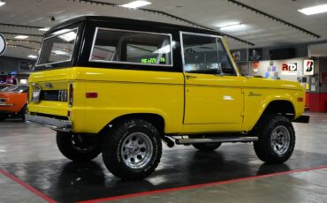 Ford-Bronco-1976-SUV-22