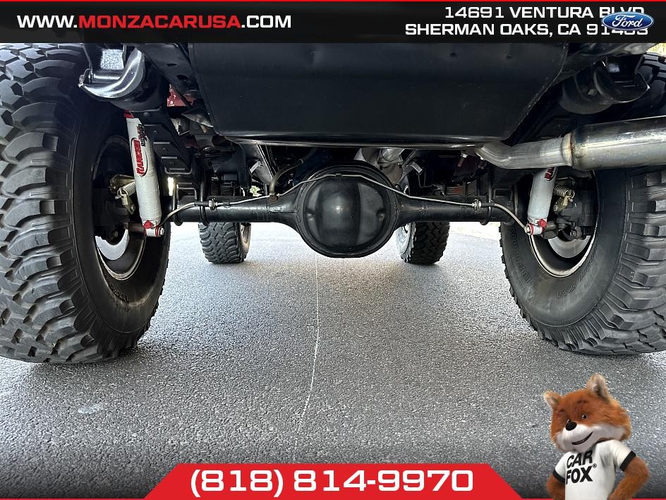 Ford-Bronco-1976-SUV-25