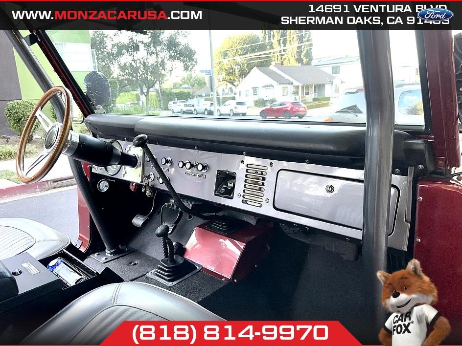 Ford-Bronco-1976-SUV-28