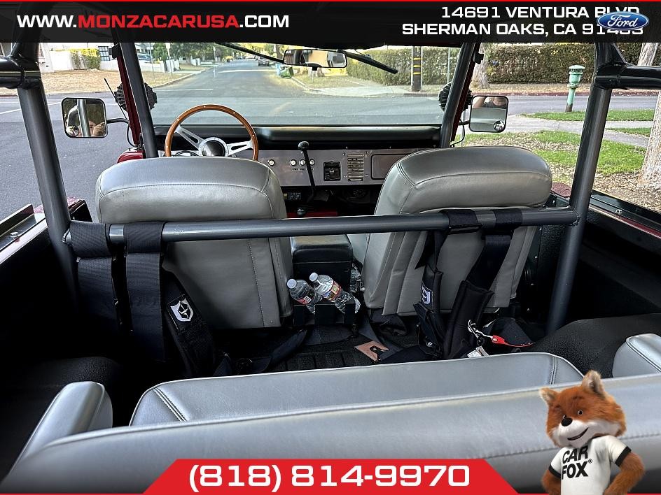 Ford-Bronco-1976-SUV-34