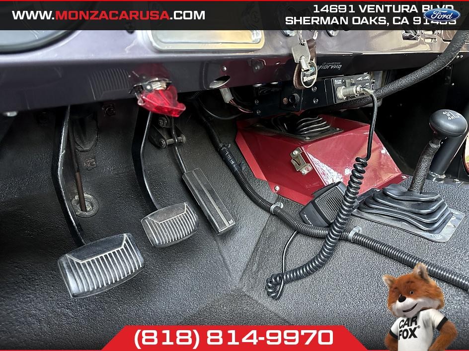 Ford-Bronco-1976-SUV-38