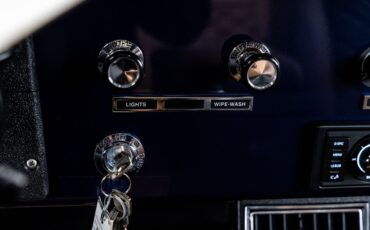 Ford-Bronco-1976-SUV-39