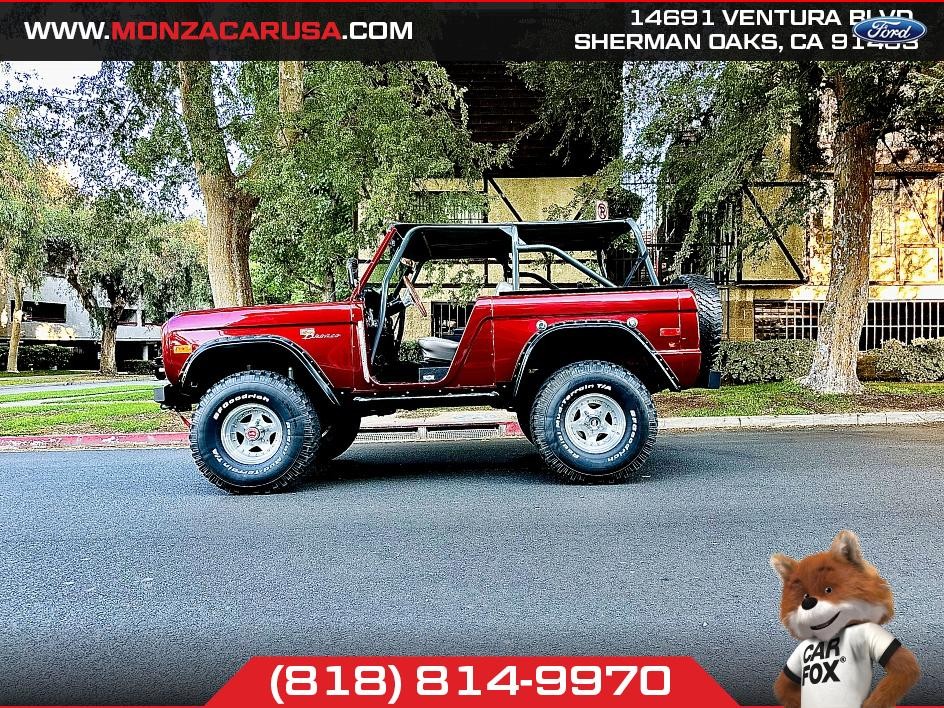 Ford-Bronco-1976-SUV-4